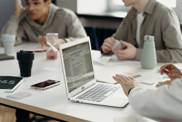 職場人提升能力需要修煉哪四項技能?