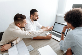 職場人必備的工作技能(職場工作人員應該具備哪些能力?)