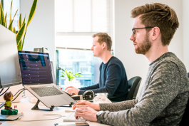 企業管理老員工的方法和技巧(企業如何管理老員工?)