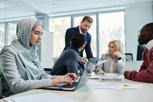 企業(yè)老員工如何管理？（管理老員工的五個(gè)方法）