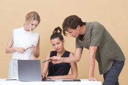 企業如何管理年齡大的員工?(管理大齡老員工的方法)