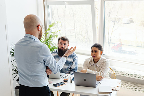 領導者管理員工帶好團隊的8個方法