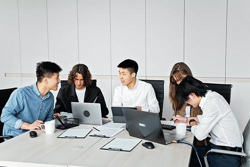 作為企業領導者如何有效管理員工？