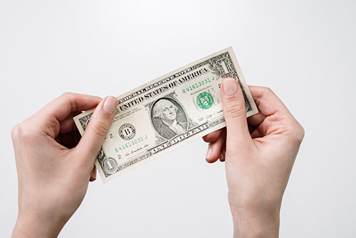 為什么企業勞務外包能降低成本？（外包勞務成本低的原因是什么？）