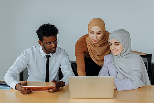 在職場上如何激勵員工？（管理員工的有效方法）