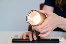 辦公室照明燈具如何挑選?有什么布局講究?