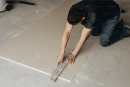 辦公室地面裝修鋪什么材料好?