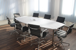 如何選擇合適的辦公椅？（選購辦公椅的四個技巧）