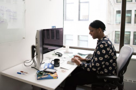 京東網店的客服崗位怎么樣?在家做正規嗎?