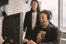 京東人工客服上班時間（周末上班嗎？）