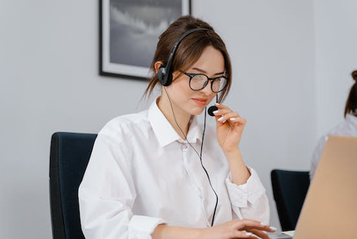 如何做一名優秀淘寶客服？（淘寶客服具備哪些素質？）