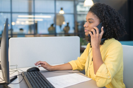 如何在家做淘寶客服？客服工作掙錢嗎？