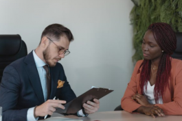 面試技巧(應(yīng)聘時(shí)有什么方法來(lái)應(yīng)對(duì)面試?)