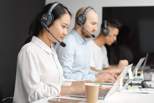 抖音客服托管有什么優勢？對店鋪的好處是什么？