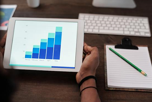 拼多多在線客服托管服務(wù)商的作用