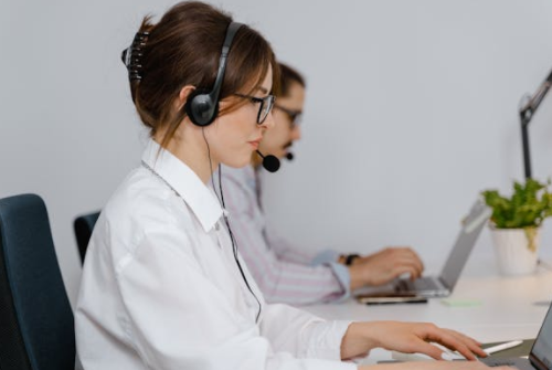 專業(yè)外包客服和網店自聘客服的區(qū)別