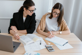 一家正規靠譜的電商客服外包公司具有哪些顯著特征?