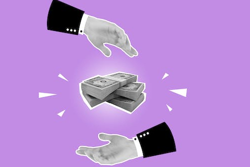 拼多多在線客服外包服務公司每個月大概多少錢？