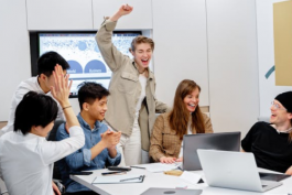 拼多多商家備戰促銷活動時外包客服團隊都能幫哪些忙?