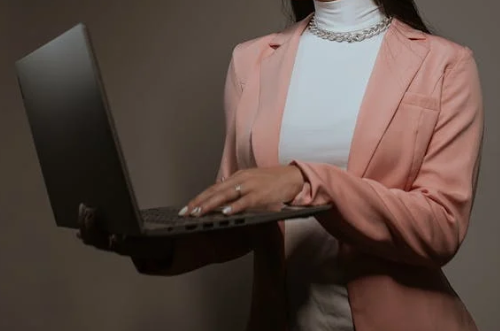 抖音小店如何挑選在線客服外包服務商