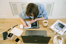 萌萌客抖音客服外包對(duì)店鋪好嗎