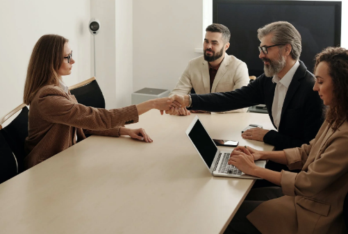 抖音小店選擇客服外包能改變現狀嗎