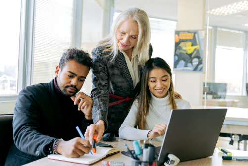 抖店客服外包怎么收費