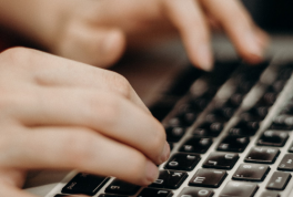 選擇淘寶客服外包一個(gè)月要多少錢