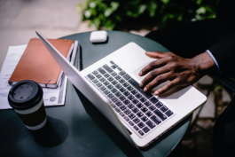 電話客服外包前景怎么樣