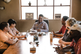 外包的客服與自聘的客服有什么差異