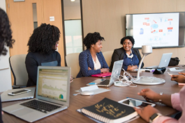 抖音異地客服外包靠譜嗎