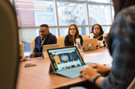 如何考察萌萌客客服外包服務(wù)商的培訓(xùn)效果