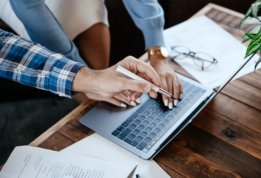 客服人員應具備哪些關鍵素質?