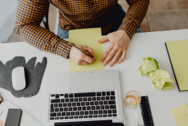 從模仿到創新:電商美工的創意提升指南