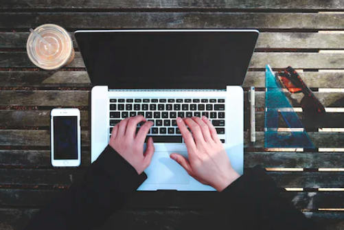 開網店要請美工嗎？美工學習容易上手嗎？