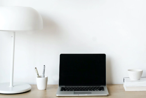 買家說產品有色差，客服如何回復？