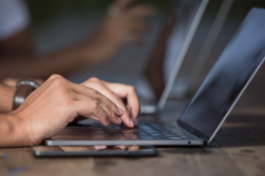 顧客嫌貴，客服如何回復？